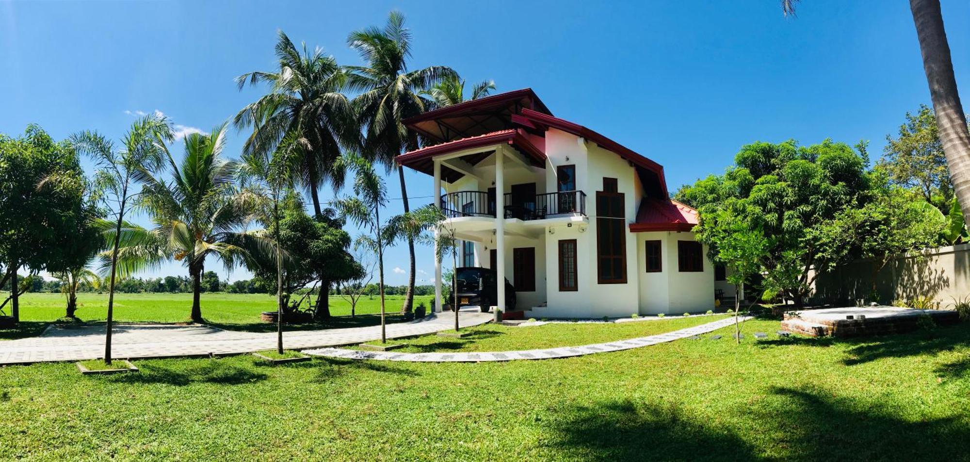 Aroma Villa Homestay Polonnâruvâ Extérieur photo