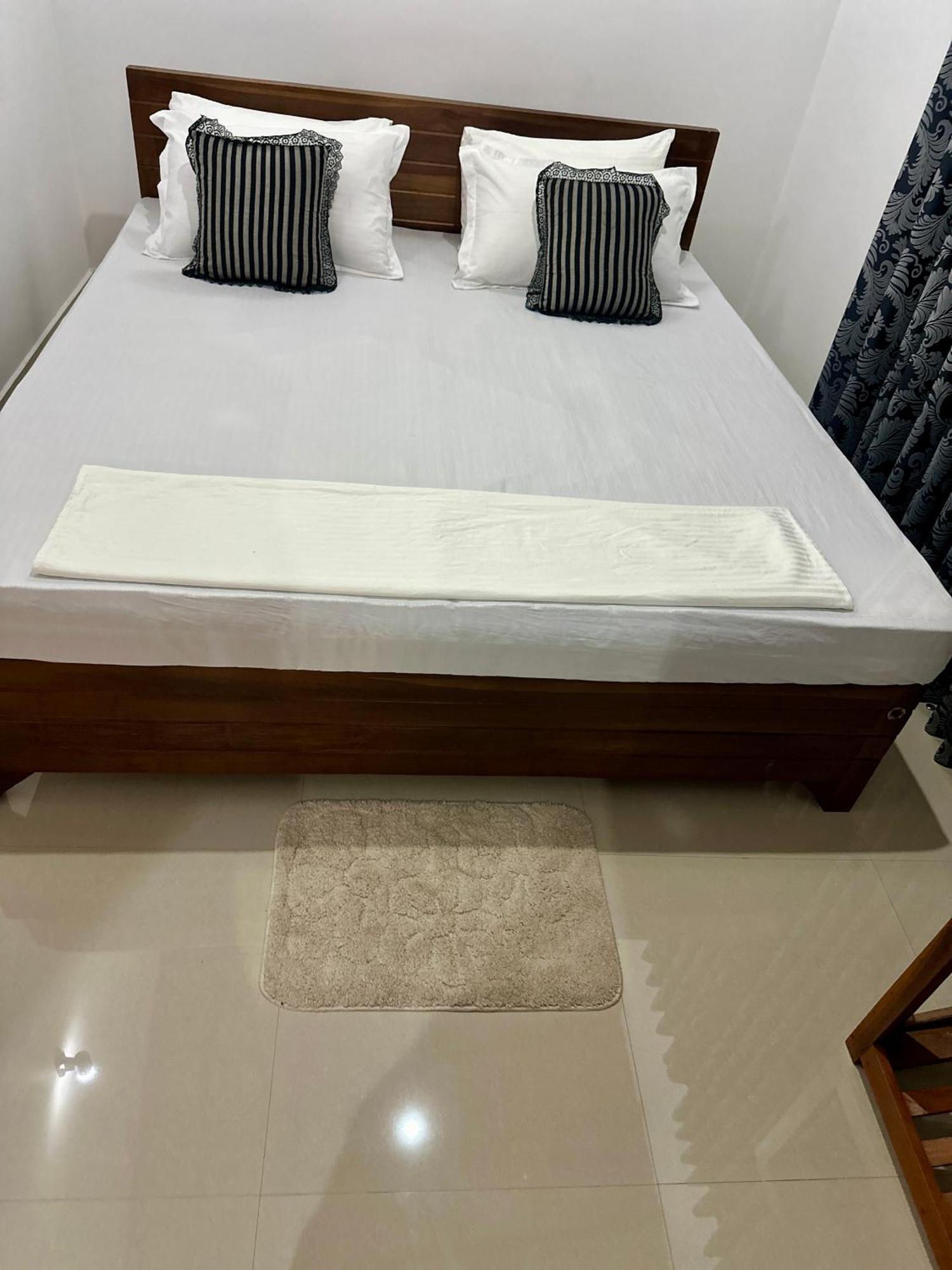 Aroma Villa Homestay Polonnâruvâ Extérieur photo