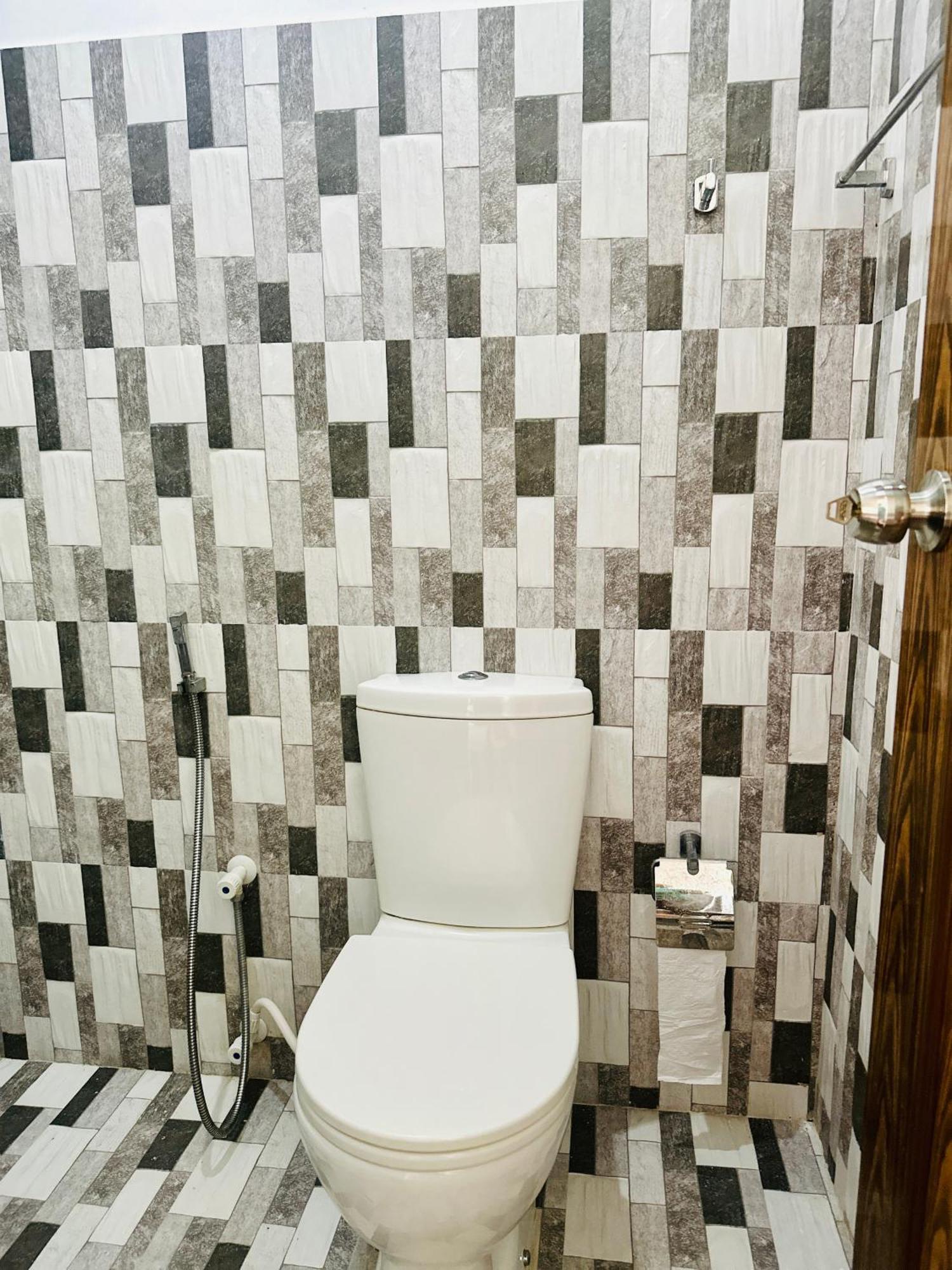 Aroma Villa Homestay Polonnâruvâ Extérieur photo