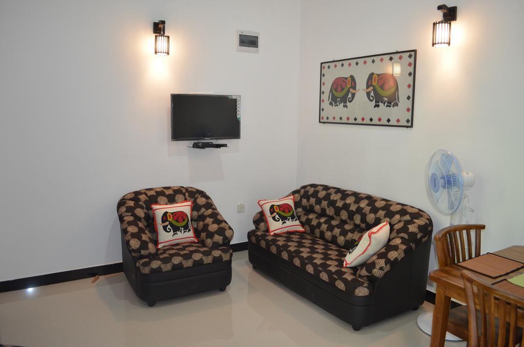 Aroma Villa Homestay Polonnâruvâ Extérieur photo