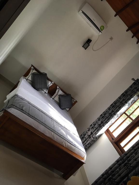 Aroma Villa Homestay Polonnâruvâ Extérieur photo