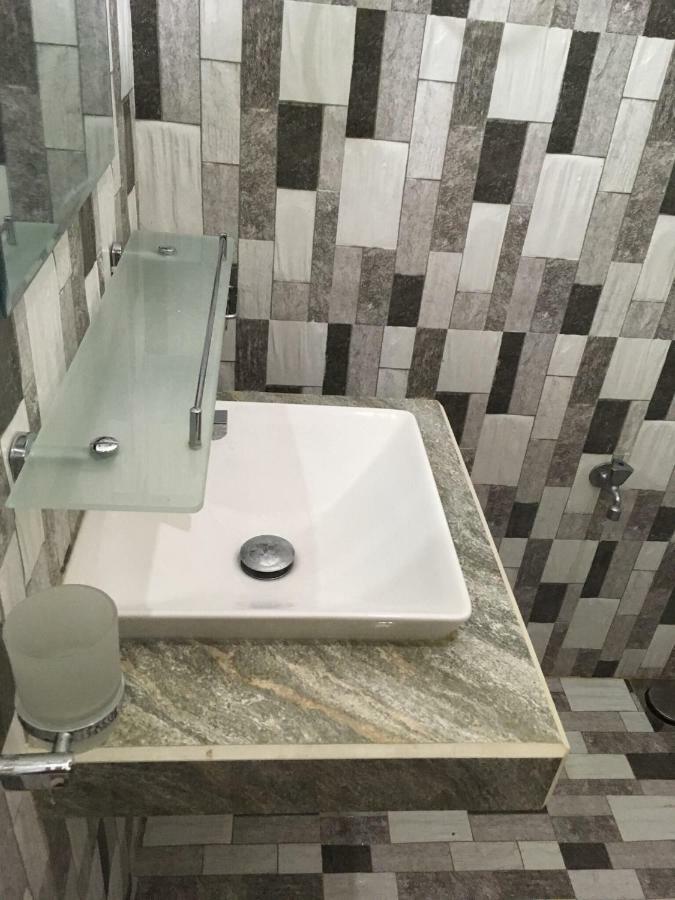 Aroma Villa Homestay Polonnâruvâ Extérieur photo